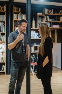 Scaleupboard