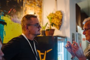 Scaleupboard